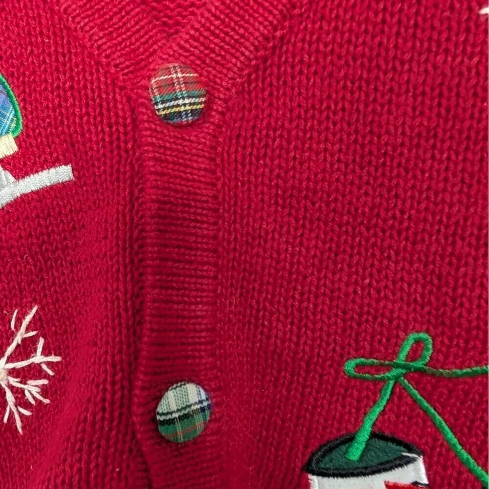 Vintage Ice Skating Cardigan Womens Size Small Red Snowflakes Winter Plaid